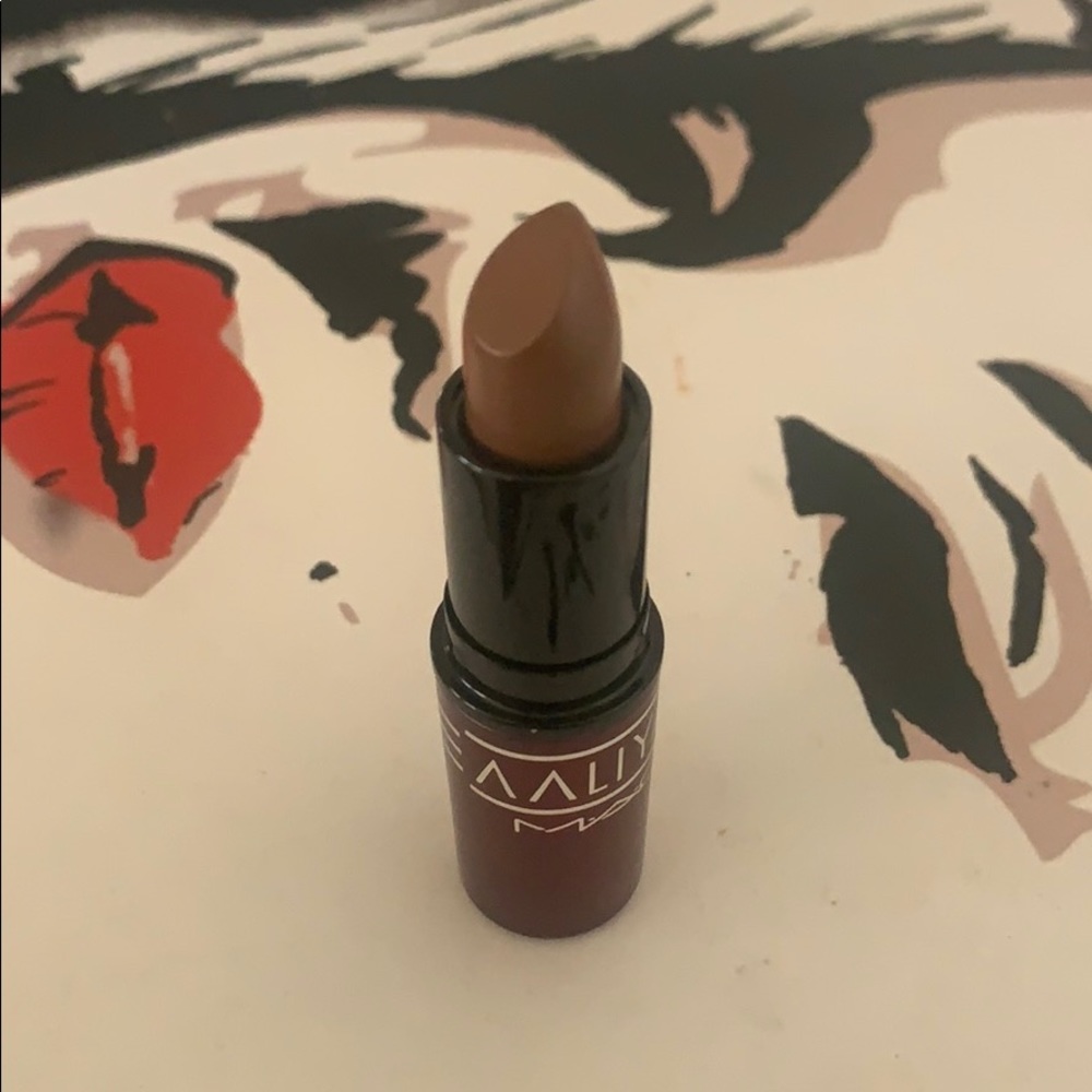 New MAC Aaliyah Try Again lipstick LE with box